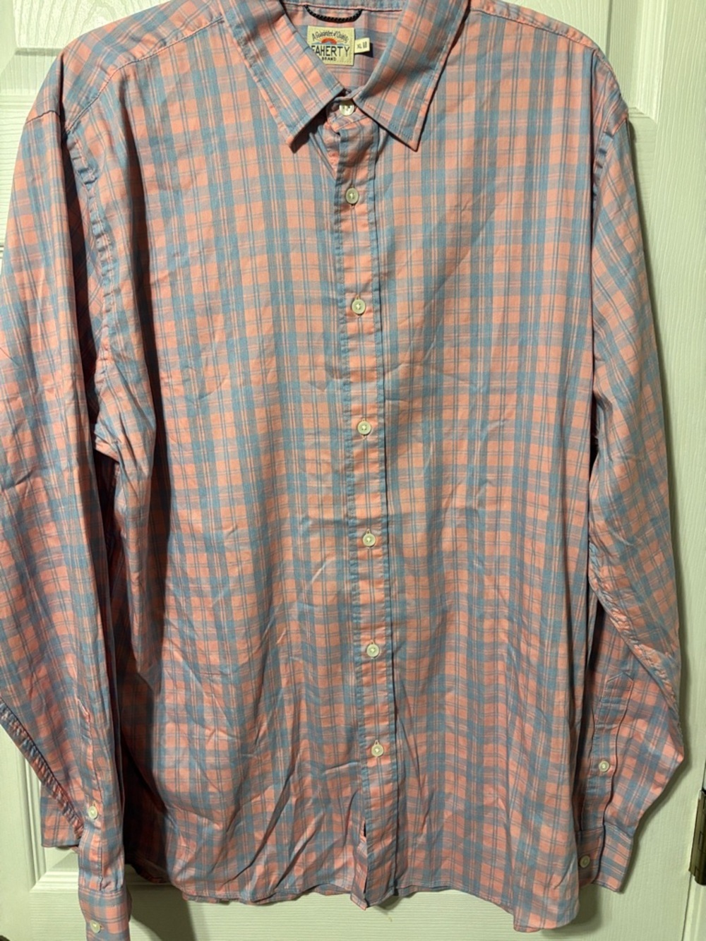XL Faherty Men’s Movement Long-Sleeve Plaid Button-Up Shirt. Never worn.